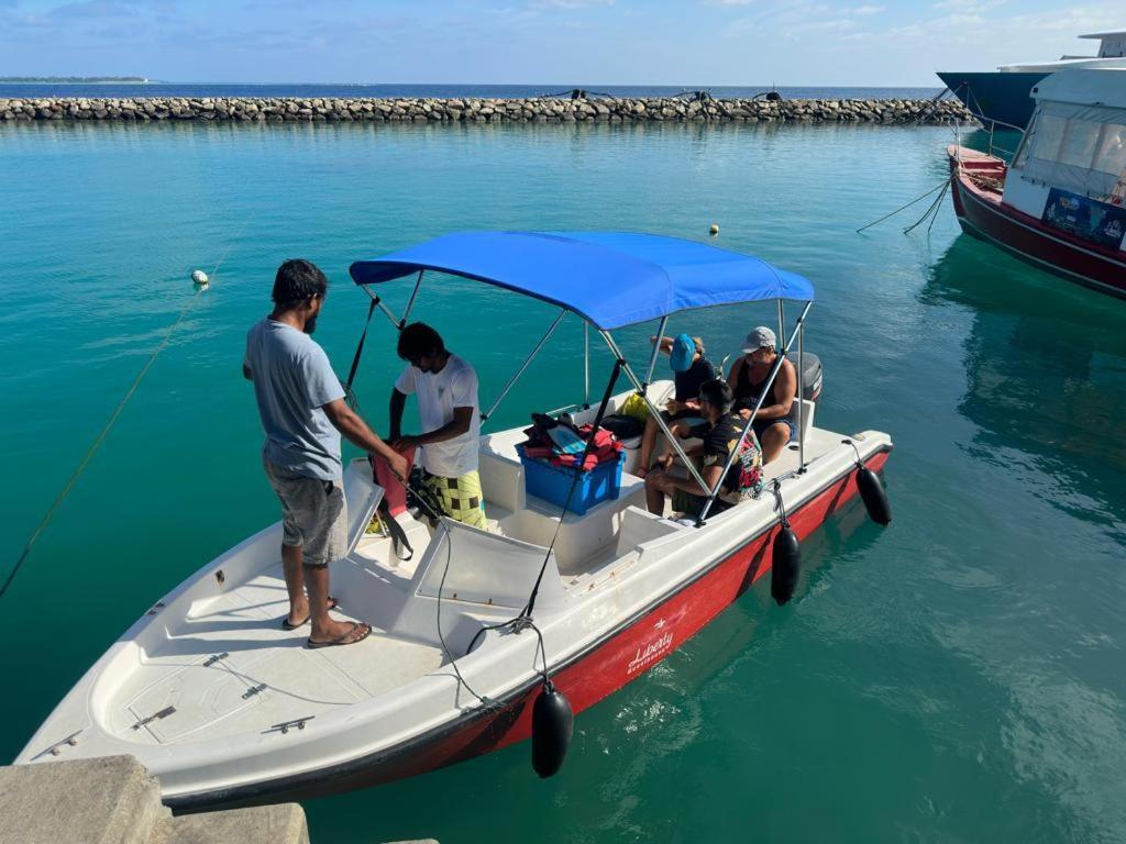 Liberty Guesthouse Maldives Mahibadhoo Bagian luar foto