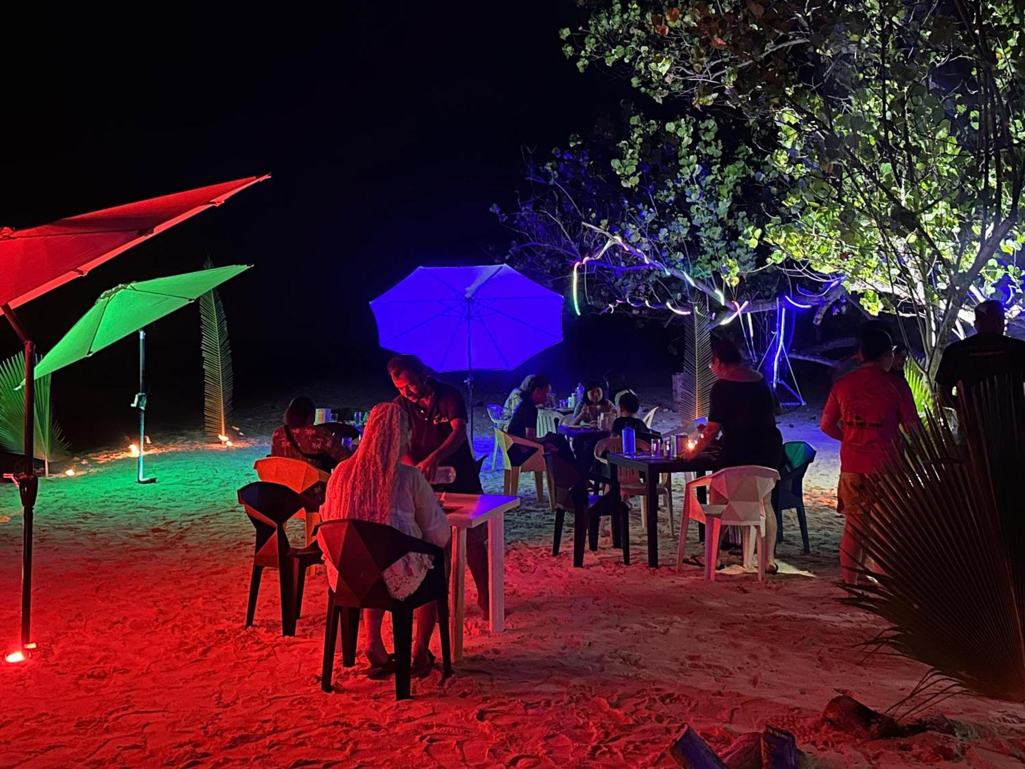 Liberty Guesthouse Maldives Mahibadhoo Bagian luar foto